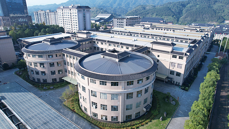 实地探访｜精耕仓储养好茶 科学贮存铸就黑茶醇厚风味